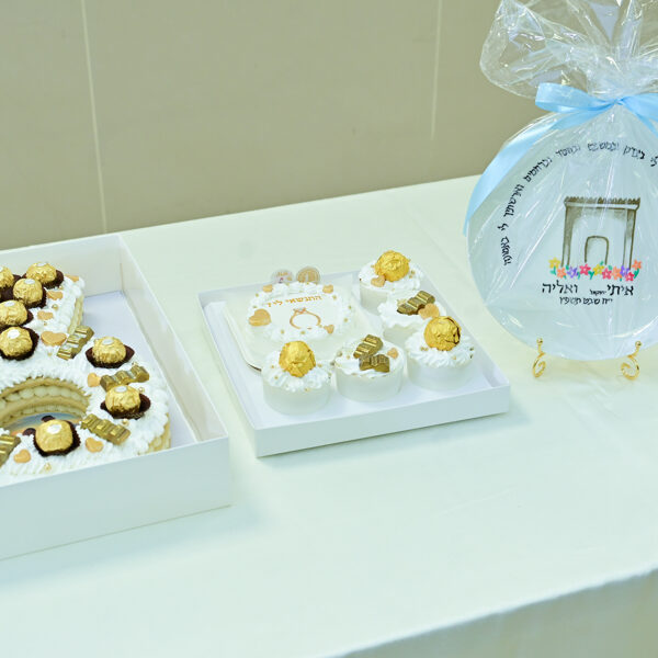 צלחת אירוסין בעיצוב מיוחד ♡